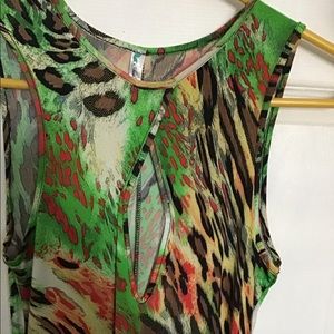 Super cute Peep hold Maxi Dress❣️